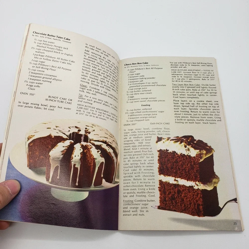 1968 Pillsbury 19th Annual Bake Off 100 Recipes Cookbook Vintage Great Condition